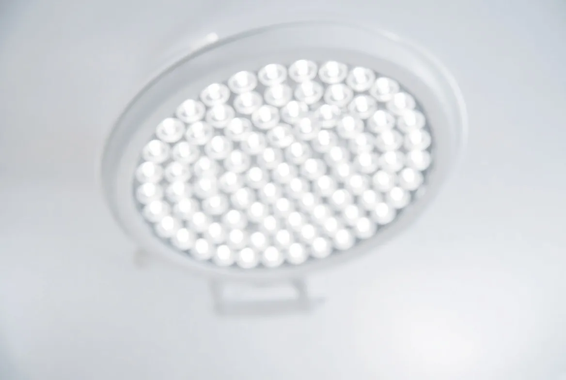 Surgical light overhead